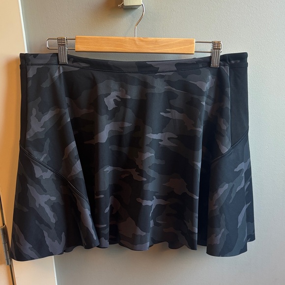 Jupe Noire Camouflage Athleta Skort Femme – Taille L, Athlétique, Avec Poches